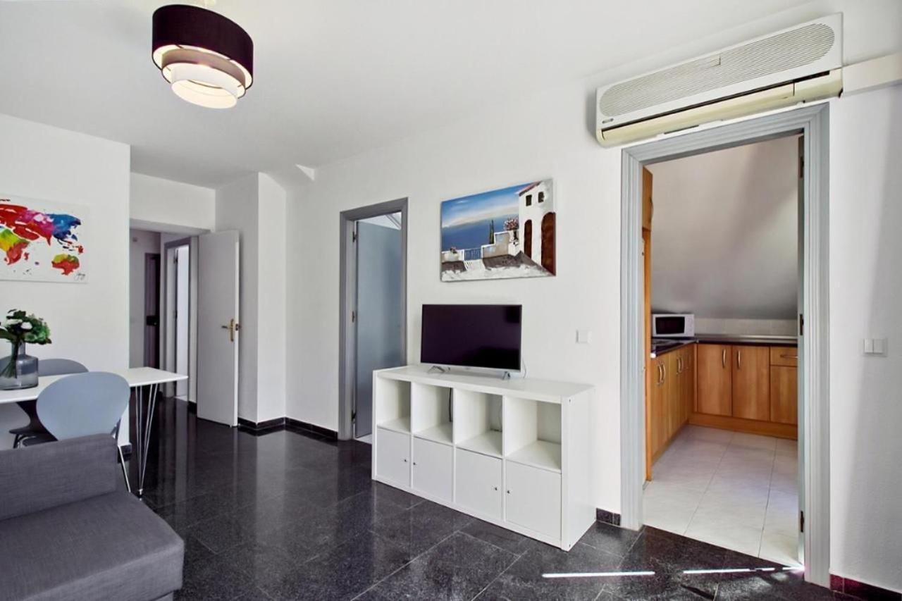 Atico Con Terraza Privada En Malaga Centro Apartment ภายนอก รูปภาพ
